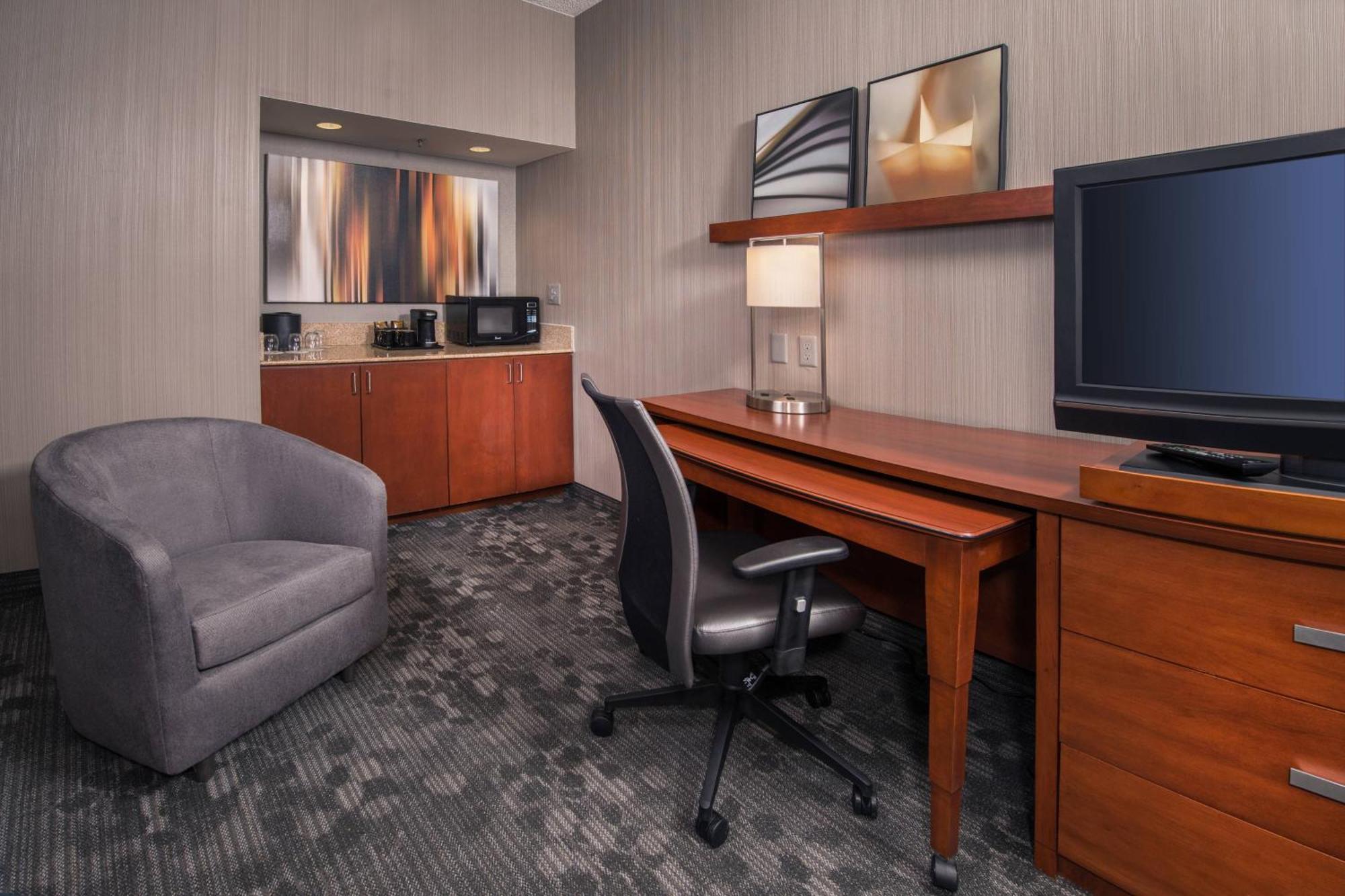 Courtyard By Marriott Dulles Airport Chantilly Εξωτερικό φωτογραφία