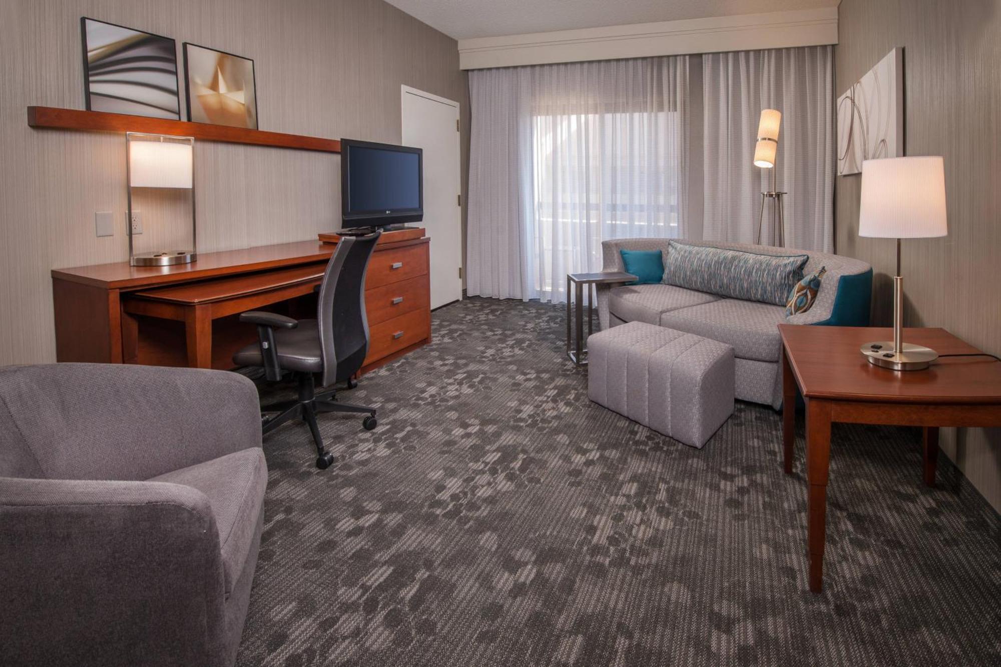 Courtyard By Marriott Dulles Airport Chantilly Εξωτερικό φωτογραφία