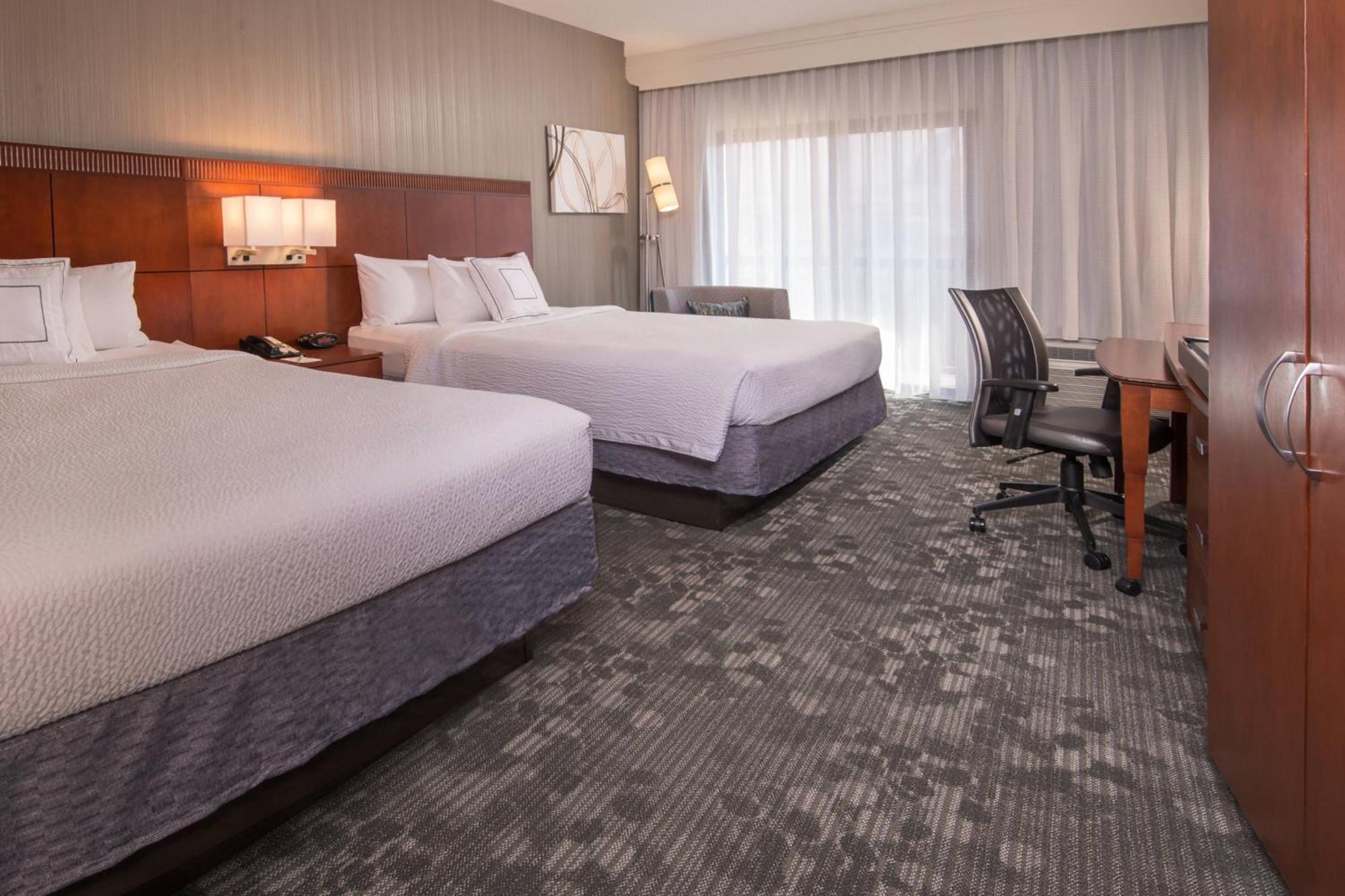 Courtyard By Marriott Dulles Airport Chantilly Εξωτερικό φωτογραφία
